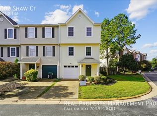 1002 Shaw Ct, Fredericksburg, VA 22405