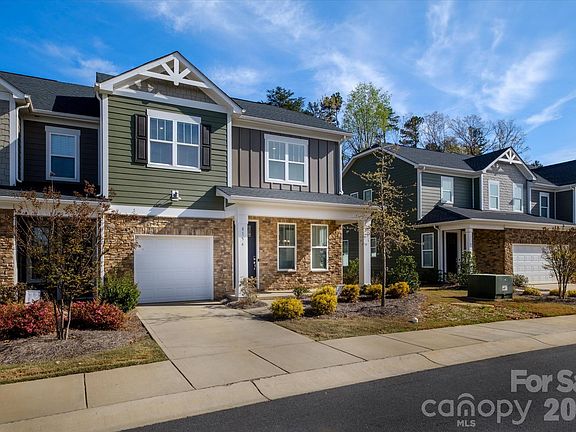 4th image of 8156 Merryvale Ln