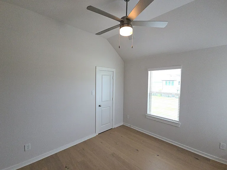 16723 Lake Austin St — Photo 17
