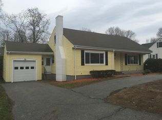 114 Pleasant St, Wakefield, MA 01880