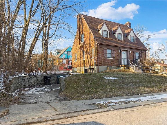 3rd image of 3400 Corrine Ave