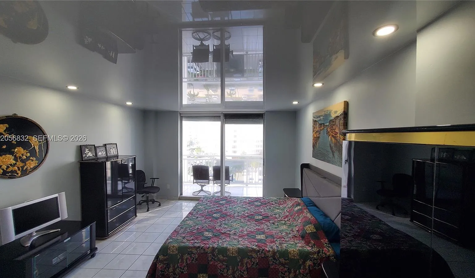 Plaza Towers South Condo — Photo 4
