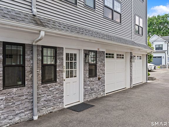 2nd image of 29 Beaumont Street #29
