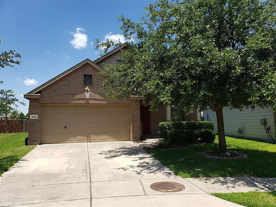 1st image of 16026 Arapaho Bend Ln