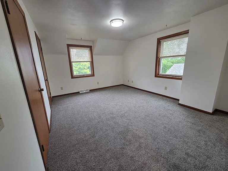 2963 Jones St — Photo 17
