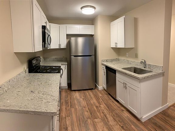 2nd image of 8325 128th Ave NE APT 108