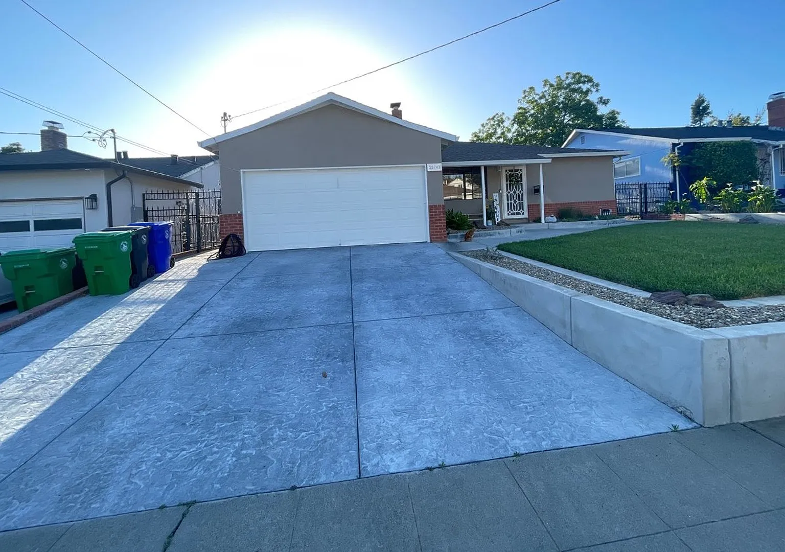 Coming Soon Gorgeous House in Hayward. — Photo 1
