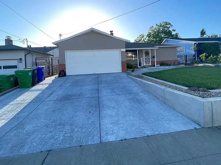 23743 Clayton St — Photo 1