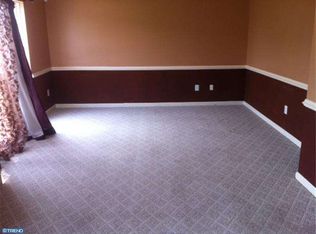 6 Mayflower Dr, Sicklerville, NJ 08081