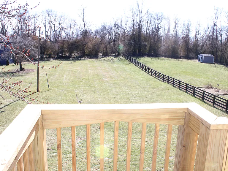 792 Caden Ln — Photo 16