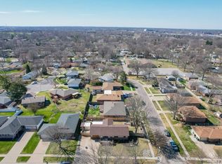 7401 Aylesworth Ave, Lincoln, NE 68505