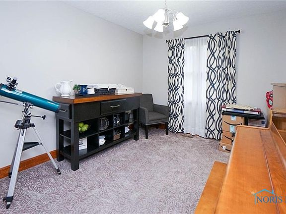 5th image of 1325 Woodworth Dr