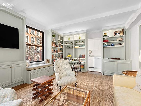 3rd image of 12 E 97th St APT 3C