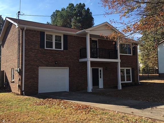 2nd image of 1005 Foxmoor Dr
