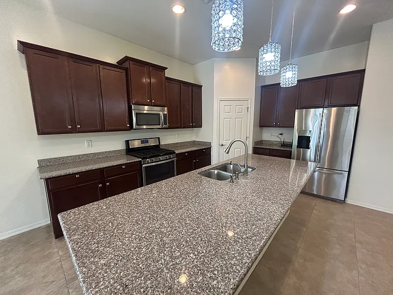 3841 E Powell Pl — Photo 23