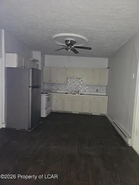 2 bed, 1000 sqft, $1,000 — Photo 3
