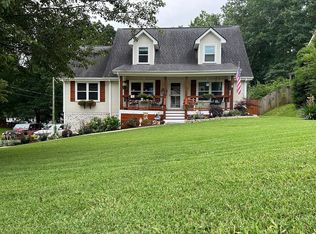 9140 Woodoak Rd, Soddy Daisy, TN 37379