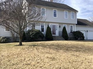 4 Booth Rd, Auburn, MA 01501