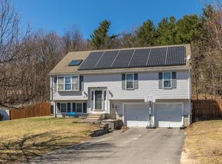 46 Castle Rd, Fitchburg, MA 01420