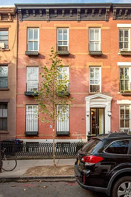 Rented by Realty Collective | media 19