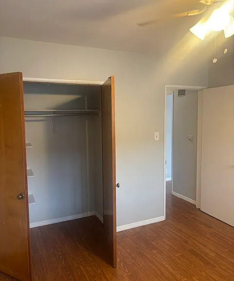 16713 Ardmore Ave #16713 — Photo 5