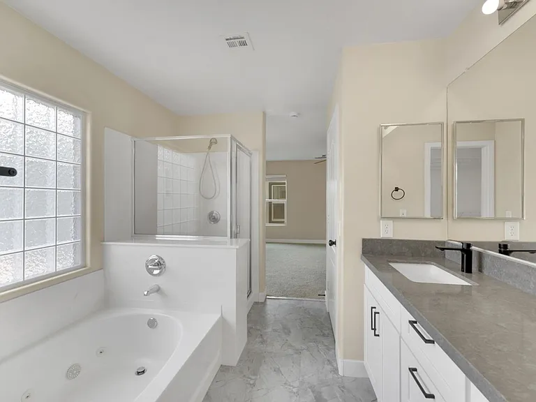 2312 Cockatiel Dr — Photo 20