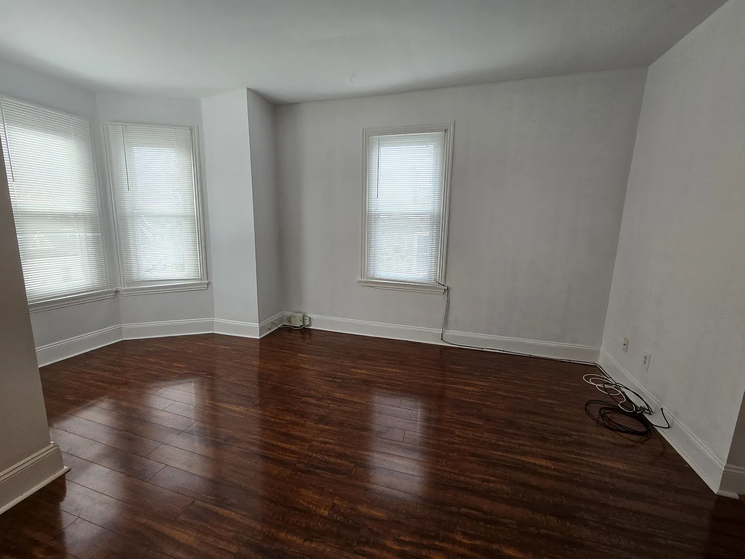 2 bed, 800 sqft, $1,500 — Photo 2