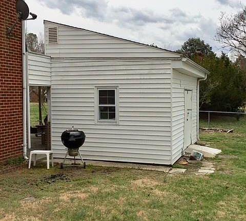 3rd image of 8157 Newman Dr