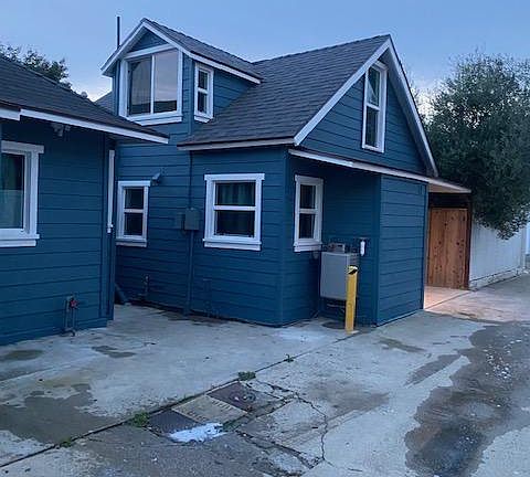 4th image of 710 Shepard St