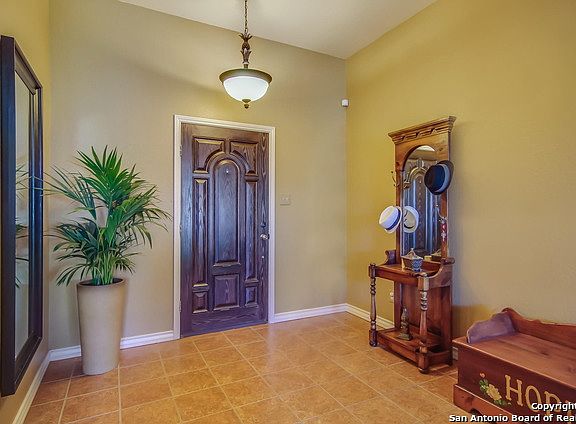 4th image of 7718 Linkview Dr