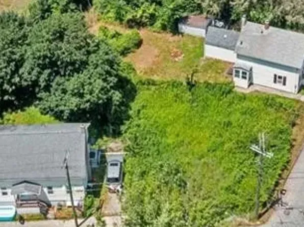 2 Mechanic St, Griswold, CT 06351