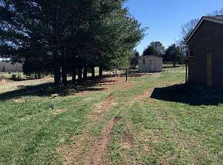 9024 Chalk Level Rd, Gretna, VA 24557