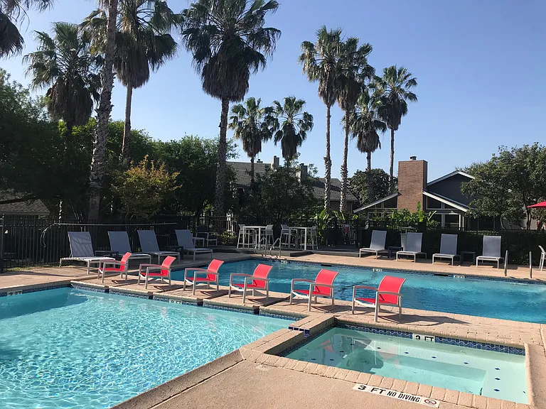 The Finley — Photo 2