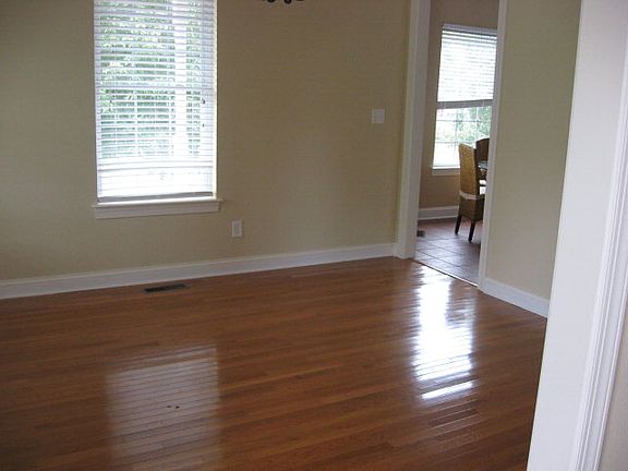 2nd image of 554 Madison Ave
