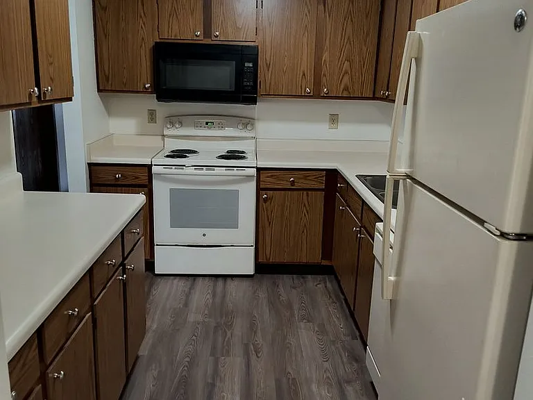 Glacier Valley Estates — Photo 1