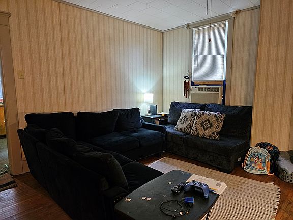 3rd image of 361 Ridgley St