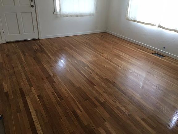 Living room (looking toward front door)