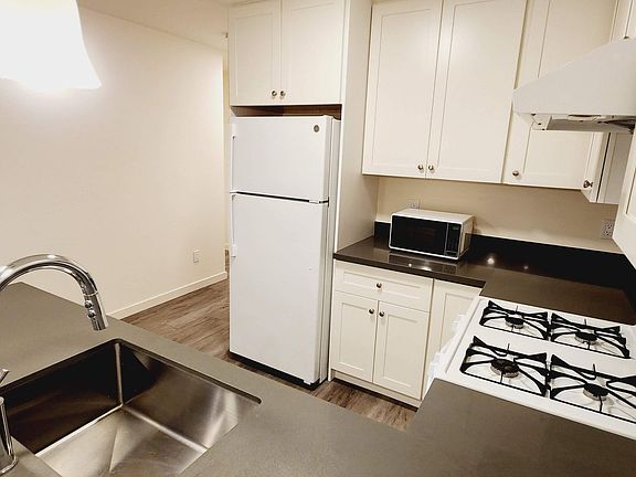 4th image of 2626-2628A Clement St #2628-A