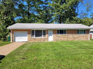 2221 Kerwin Dr, Saint Louis, MO 63136