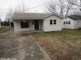 711 N Sowell St, Searcy, AR 72143