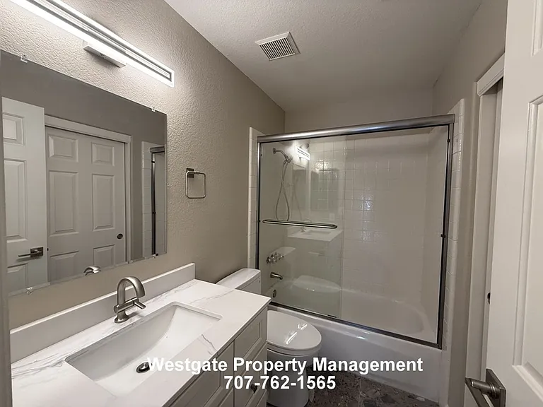 813 Chardonnay Cir — Photo 10