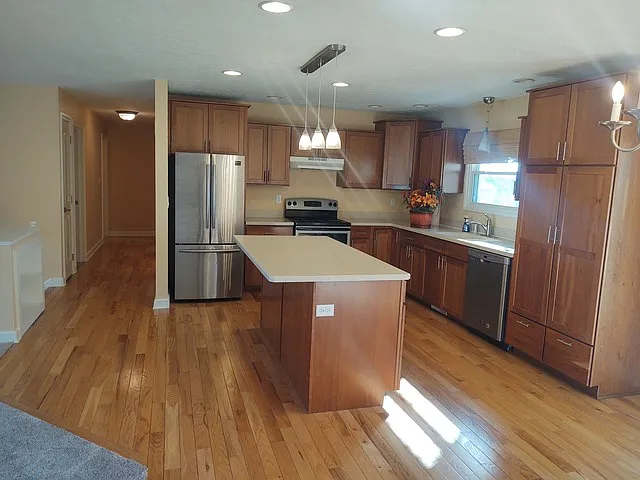 440 Barrenwood Dr — Photo 3