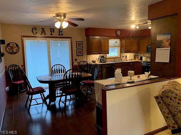 4th image of 120 Wade Dr