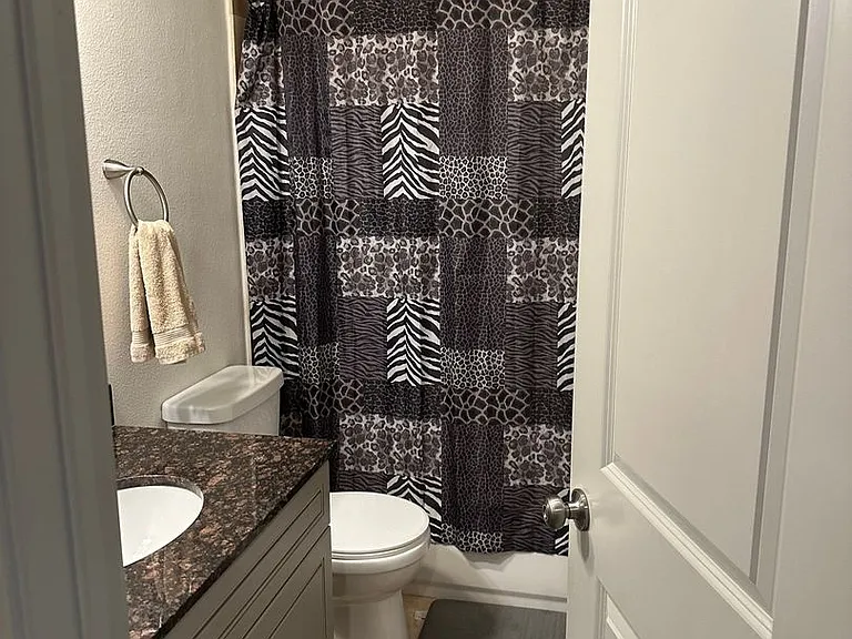 1325 Summerset Ln — Photo 21