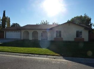 1131 Robert Dr, Yuba City, CA