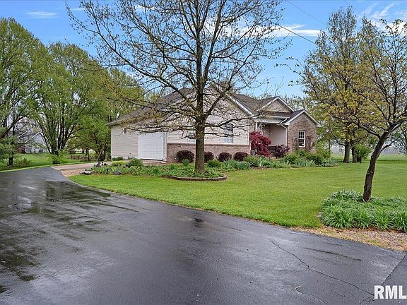 2nd image of 24466 Burr Oaks Ln