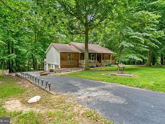 2nd image of 96 Piney Ridge Ln