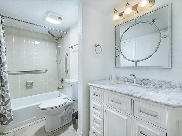 5950 Pelican Bay Plz S #204 — Photo 22