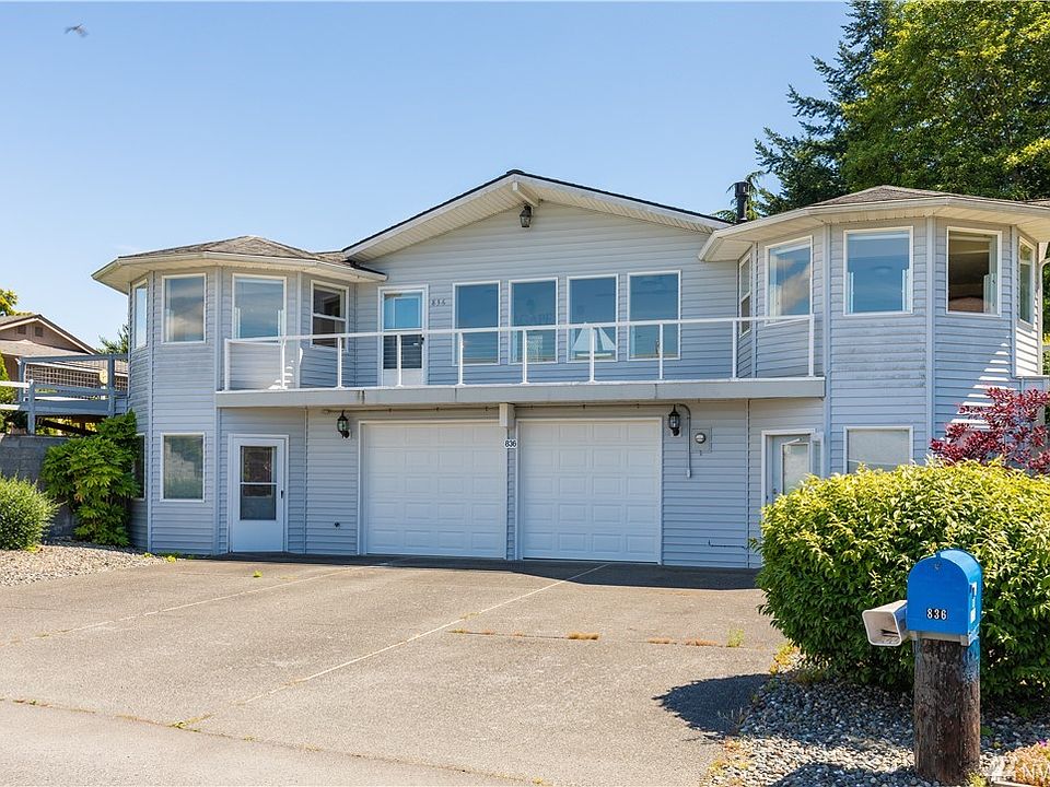 Yes it's a Rambler with adaylight basement. With parking behind the home you just walk in off the entrance deck directly into the living room. This home is spacious, lots of light, great kitchen and I'll show you the master bedroom which is huge. 