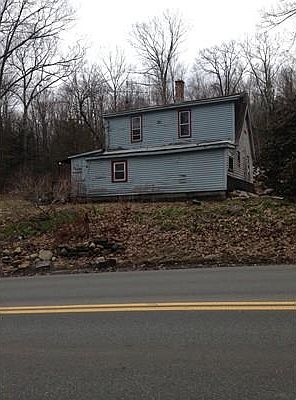 2nd image of 125 Goshen Rd